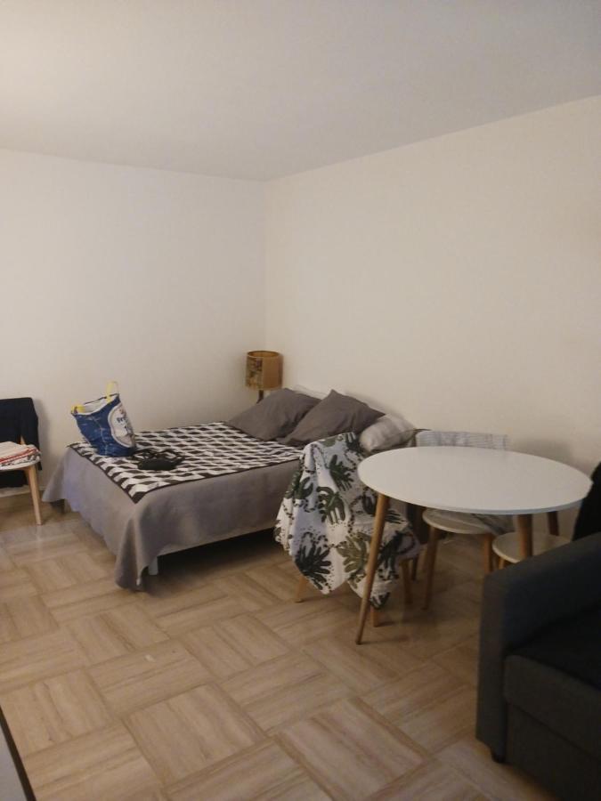 Rez-De-Jardin Grand Studio Appartement Cros-de-Cagnes Buitenkant foto